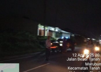 Polsek Tanah Jawa Gelar Patroli Malam, Antisipasi Kejahatan Jalanan & Pelanggaran Lalu Lintas.