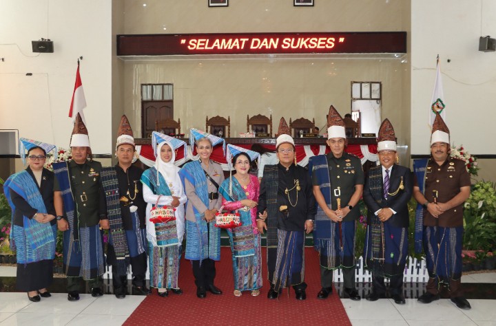 Hari Jadi Kota Pematangsiantar Ke - 154 Tahun 2025, Kapolres Pematangsiantar Ikuti Rapat Paripurna DPRD & Ziarah Ke Jerat Raja Siantar.