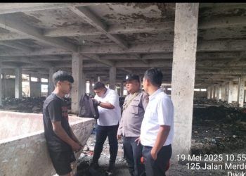 Antisipasi 3C & Aksi Premanisme, Kasub Sektor Pasar Horas Patroli Jalan Kaki Sambangi Pedagang.