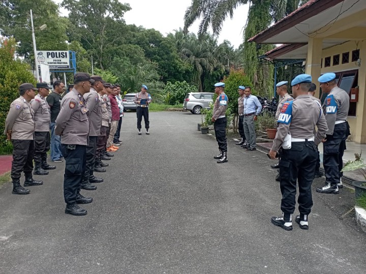 Dadakan, Bid Propam Polda Sumut Laksanakan Ops Gaktiblin di Polseķ Siantar Martoba.