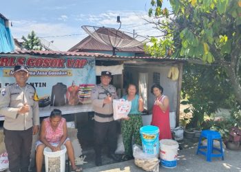 Sambut Hari Bhayangkara Ke - 79, Polsek Siantar Selatan Bagikan Bansos di Jalan Marimbun.