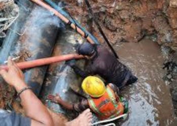 Lagi, Pipa Pecah Terkena Alat Berat Proyek, Layanan Air Terganggu Sementara.