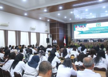 Wali Kota Pematangsiantar Wesly Silalahi, SH, MKn Diwakili Asisten Perekonomian dan Pembangunan Zainal Siahaan, SE, MM Tutup Pelatihan Keterampilan Kerja Penggunaan Dana Bagi Hasil Cukai Tembakau (DBHCT) Kota Pematangsiantar Tahun 2025.