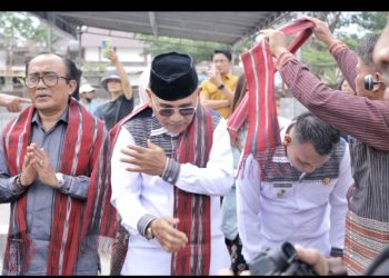 Bupati Simalungun Bersama Wakil Bupati Hadiri Pembukaan Festival Toba Jou-Jou Kabupaten Samosir.