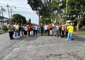 Wujudkan Lingkungan Bersih & sehat, Polsek Siantar Selatan Ikuti Gotong Royong Massal.