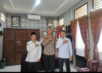 Polres Simalungun Perkuat Sinergitas Pendidikan, Kapolsek Tanah Jawa Terima Kunjungan Silaturahmi MTs Negeri 1.