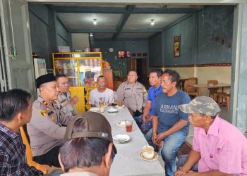Polsek Tanah Jawa Inovatif Gelar Jumat Curhat Bangun Kedekatan Dengan Masyarakat.