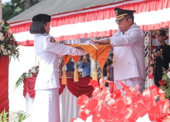 Wali Kota Pematangsiantar Wesly Silalahi, SH, MKn menjadi Inspektur Upacara Peringatan Detik - Detik Proklamasi Kemerdekaan RI Ke - 80 Tahun 2025.