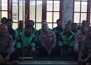 Wujud Solidaritas, Polres Pematangsiantar Bersama Komunitas Ojol Gelar Sholat Ghoib Terhadap Alm Affan Kurniawan.