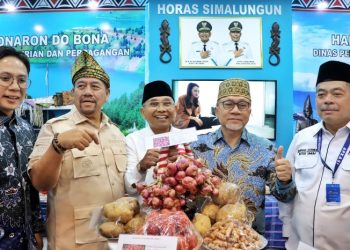 AOE 2025 Ditutup, Pemkab Simalungun Raih Penghargaan Stand Terbaik Kategori Komunikatif.