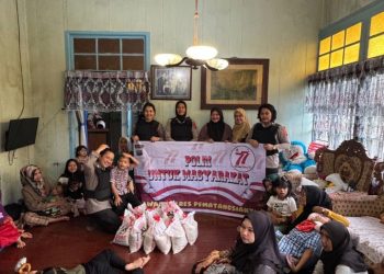 Kunjungi Anak Anak Disabilitas, Srikandi Polwan Polres Pematangsiantar Berbagi.