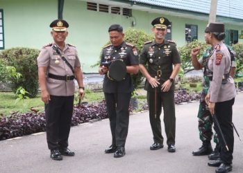 Sinergitas TNI-Polri Menguat, Kapolres Simalungun Hadiri Penutupan Dikmaba 595 Prajurit TNI-AD.