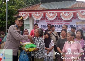 Polsek Tanah Jawa Gelar Pasar Murah 10 Ton Beras, Sinergitas Dengan Bulog Stabilkan Harga Pangan di 5 Nagori.