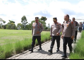 Kapolres Simalungun Dampingi Kapolda Sumut Tinjau Destinasi Wisata Danau Toba : Wujud Dukungan Polri Untuk Super Prioritas Pariwisata Internasional.