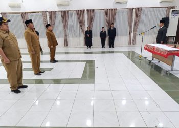 Wali Kota Pematangsiantar Wesly Silalahi M, SH, MKn Diwakili Sekda Junaedi Antonius Sitanggang, SSTP, MSi Lantik 3 Pejabat Administrator dan Pengawas di lingkungan Pemko Pematangsiantar.