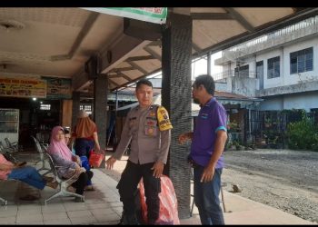 Polsek Siantar Utara Sampaikan Pesan Pesan Kamtibams di Loket Bus Jalan Sisingamangaraja.