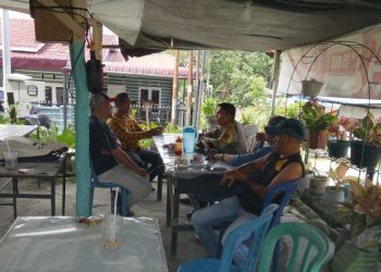Bincang Bincang Dengan Masyarakat
Polsek Siantar Martoba, Sambangi Warga.