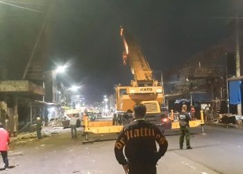 Jembatan Penyeberangan Pasar Horas di Jalan Merdeka Pematangsiantar Dibongkar.