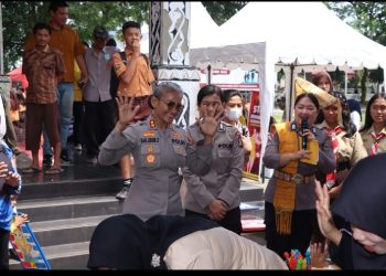 Polres Pematangsiantar Gelar Kampanye Serentak "Rise and Speak",.