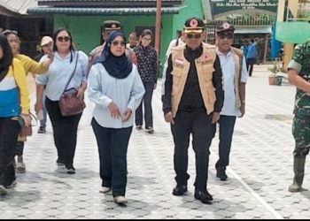 Bupati Simalungun Tinjau Lokasi Banjir Serbelawan & Serahkan Bantuan Kepada Warga Yang Terdampak.