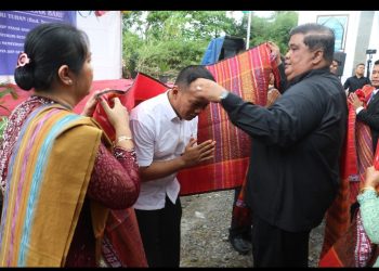 Wali Kota Pematangsiantar Wesly Silalahi, SH, MKn Diwakili Sekda Junaedi Antonius Sitanggang, SSTP, MSi Hadiri Pesta Pembangunan HKBP Pasar Baru Resort Sintanauli.
