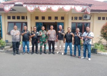 Kapolsek Siantar Martob Terima Audiensi DPP Club Jaguar Tactical Indonesia .