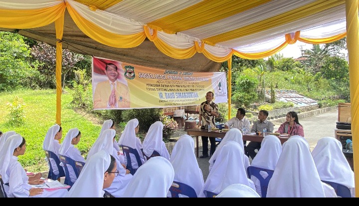 Wakil Ketua DPRD Pematangsiantar Ir. Daud Simanjuntak, MM Meyampaikan Kata Sambutan Dalam Kegiatan Sosper.