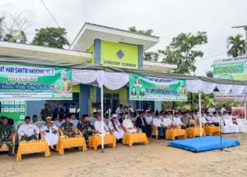 Wali Kota Pematangsiantar Wesly Silalahi, SH, MKn Diwakili Wakil Wali Kota Herlina Menjadi Inspektur Upacara Peringatan Hari Santri Nasional Ke - XI Tahun 2025.