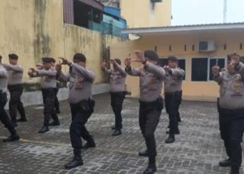 Melawan Lupa, Sat Samapta Polres Pematangsiantar Latihan Drill Borgol.