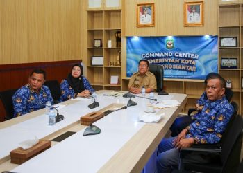 Wali Kota Pematangsiantar Wesly Silalahi, SH, MKn Ikuti Rapat Pembahasan Percepatan Program 3 Juta Rumah MBR di Provinsi Sumut Tahun 2025 Secara Zoom Meeting, Pematangsiantar Mendapat 1.329 Unit.