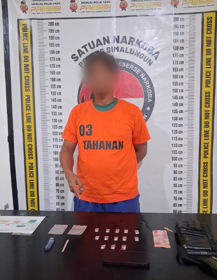 Sat Narkoba Polres Simalungun Buru Bandar Sabu Sampai ke Lubang Semut, Satu Tersangka Diamankan di Gubuk.