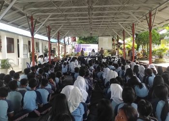 Polsek Tanah Jawa Sosialisasikan Penerimaan Murid Baru SMA Kemala Taruna Bhayangkara, Dorong Semangat Belajar Generasi Muda.