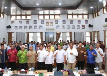 Wali Kota Pematangsiantar Wesly Silalahi, SH, MKn Diwakili Sekda Junaedi Antonius Sitanggang, SSTP, MSi Hadiri Public Hearing Ranperda Inisiatif DPRD Kota Pematangsiantar Tentang Insentif Tenaga Pendidik pada Pendidikan Nonformal Bidang Keagamaan.