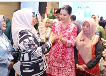 Ketua TP PKK Simalungun Hadiri Jambore Kader PKK Se - Sumut : Komitmen Wujudkan Keluarga Sejahtera & Mandiri.