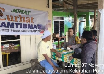 Polsek Siantar Martoba Jumat Curhat Kamtibmas di Kelurahan Pondok Sayur.