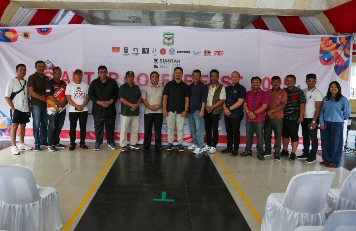 Wali Kota Pematangsiantar Wesly Silalahi Diwakili Sekda Junaedi Antonius Sitanggang, SSTP, MSi Hadiri Acara Pembukaan Siantar Coffee Fest 2025.