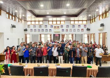 Wali Kota Pematangsiantar Wesly Silalahi, SH, MKn Diwakili Plt Asisten Pemerintahan dan Kesejahteraan Rakyat Hamzah F Damanik Buka Secara Resmi Diskusi Menelaah Literasi Perjuangan Tokoh Simalungun Tuan Dolok Panribuan Raimbang Sinaga, Menentang Kolonial Belanda Yang Terlupakan.