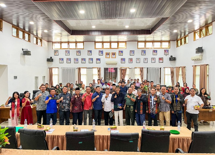 Wali Kota Pematangsiantar Wesly Silalahi, SH, MKn Diwakili Plt Asisten Pemerintahan dan Kesejahteraan Rakyat Hamzah F Damanik Buka Secara Resmi Diskusi Menelaah Literasi Perjuangan Tokoh Simalungun Tuan Dolok Panribuan Raimbang Sinaga, Menentang Kolonial Belanda Yang Terlupakan.