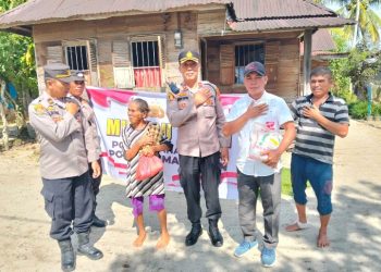 Kapolsek Tanah Jawa Salurkan Sembako Dalam Minggu Kasih, Wujud Kedekatan Dengan Masyarakat.