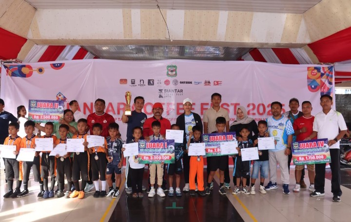 Kapolres Pematangsiantar Hadir Meriahkan Car Free Day.