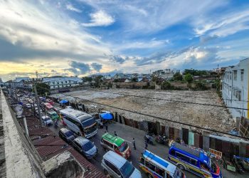 Seluruh Gedung IV Pasar Horas Pematangsiantar Sudah Dirobohkan di Hari Ke - 30 Pengerjaan Oleh Pihak Penyedia CV Sihujur Jaya.
