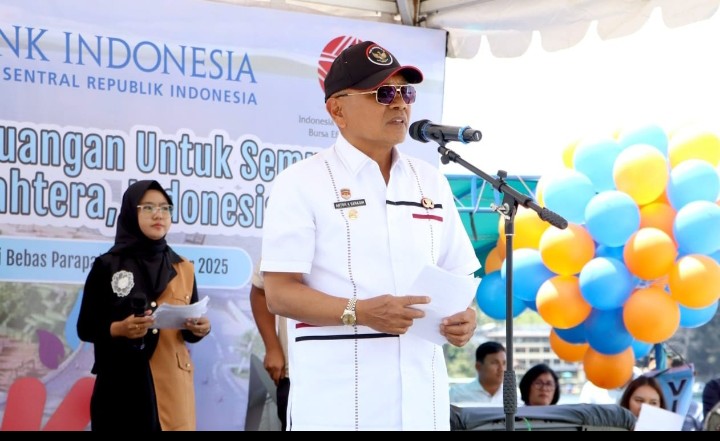 Bupati Simalungun Dr. H. Anton Achmad Saragih.