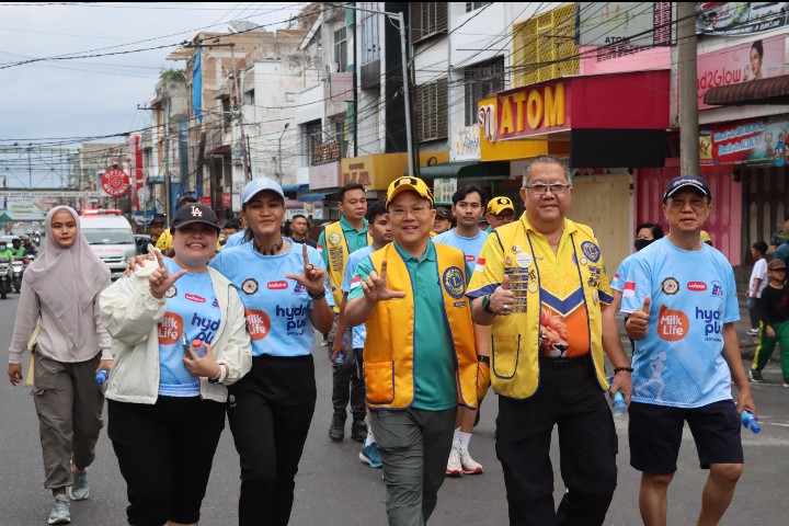 Kapolres Pematangsiantar Hadiri Jalan Sehat Ke - 41 LJFS Tahun 2025.