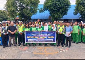 Ops Zebra Toba 2025, Sat Lantas Polres Pematangsiantar Sosialisasi di SMA Negeri 2.