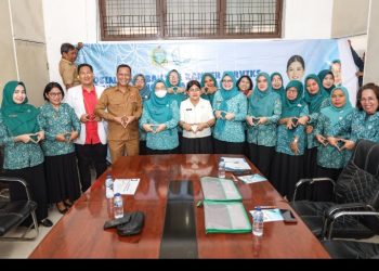 Ketua TP PKK Kota Pematangsiantar Ny Liswati Wesly Silalahi Buka Sosialisasi Kanker Serviks Diikuti Para Kader PKK.