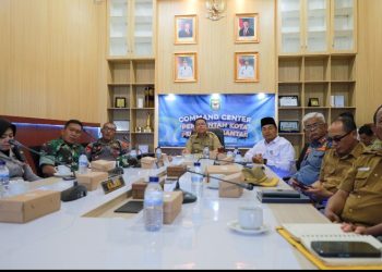 Wali Kota Pematangsiantar Wesly Silalahi, SH, MKn Ikuti Rakor Pembahasan Langkah Konkret Mengantisipasi Momentum Natal 2025 & Tahun Baru 2026.