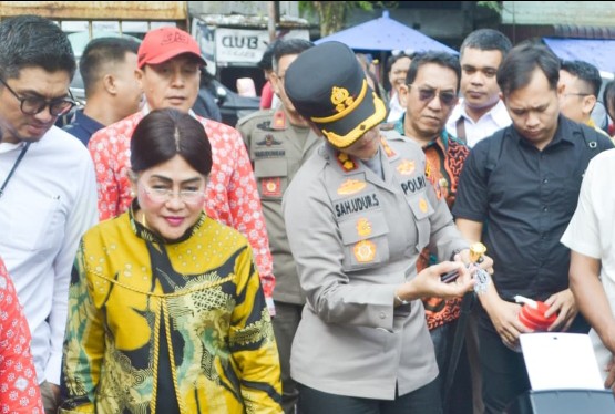 Kapolres Pematangsiantar Bersama Forkopimda Sidak Pasar Jelang Nataru 2026.