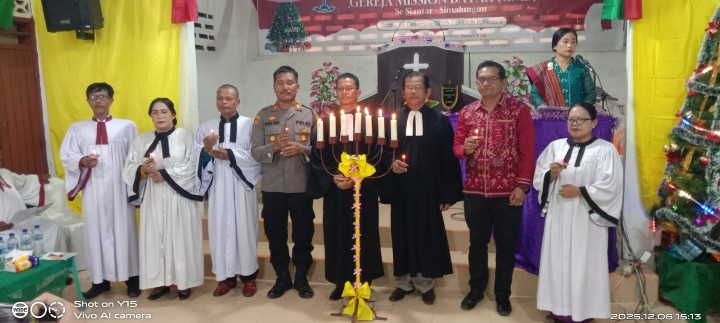 Jadilah Muda Mudi Yang Terang, Kapolsek Sianțar Martoba Hadiri Perayaan Natal Gereja Mission Batak Se Siantar Simalungun.