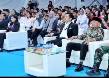 Bupati Simalungun Hadiri Perayaan Natal Bersama Universitas Efarina : Berjalan Bersama Dalam Belarasa, Menggendong Beban Sesama.