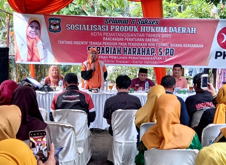 Anggota DPRD Pematangsiantar Dari Fraksi Nurani Keadilan Sabariah Harahap, S. Pd Dorong Kesejahteraan Guru Agama Nonformal di Acara Sosialisasi Ranperda Insentif Tenaga Pendidik Nonformal.